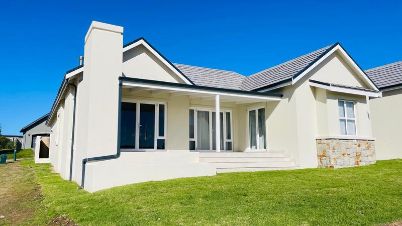 To Let 3 Bedroom Property for Rent in Plettenberg Bay Central Western Cape